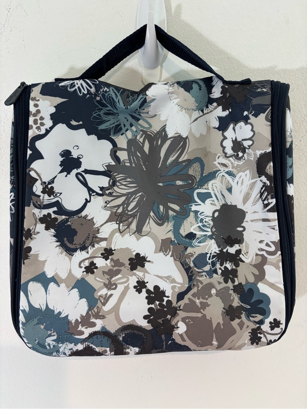 Thirty One Hanging Travel Toiletries Organizer Bag Brushed Bloom Print Vacation